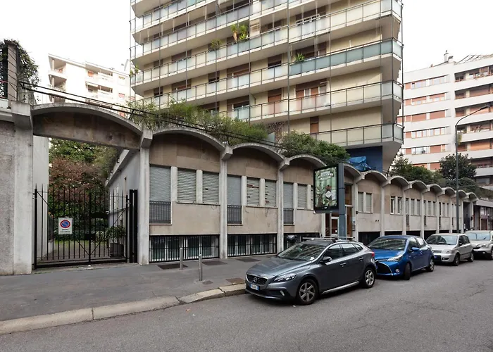 Guesthost - Spacious - 1,4km From Corso Buenos Aires Appartamento *